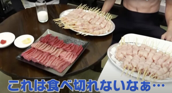 焼き鳥100本を前に弱音を吐くエガちゃん
