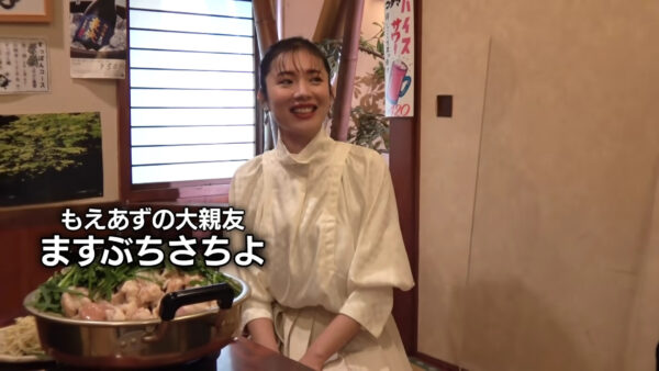 エガちゃんねるで大食いで美女をぶっ倒す!?登場した大食い界の美女って誰?