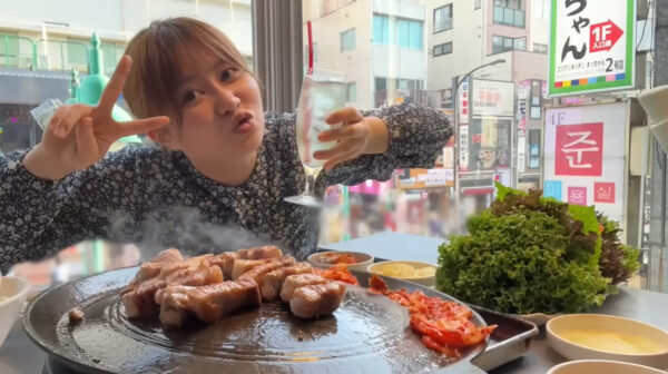 エミリン(大松絵美）食べ歩きで韓国料理！場所は新大久保？！